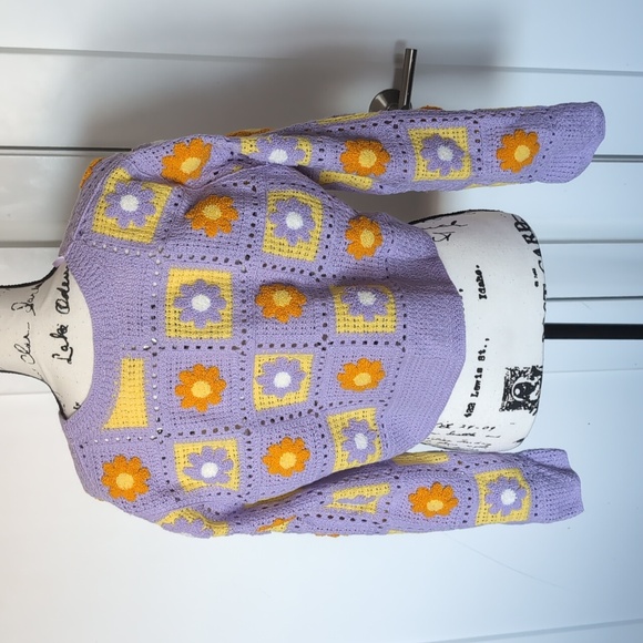 NEW Croquet Floral Sweater - Picture 2 of 4